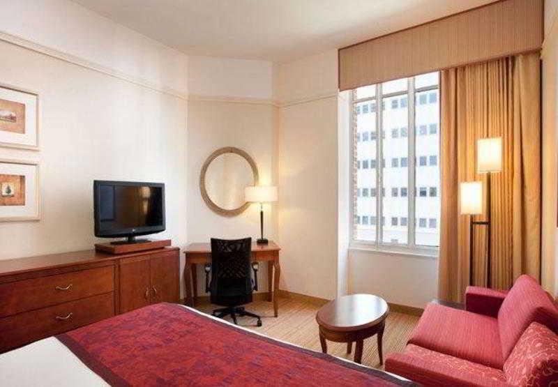 Courtyard Houston Downtown Convention Center Hotel Phòng bức ảnh