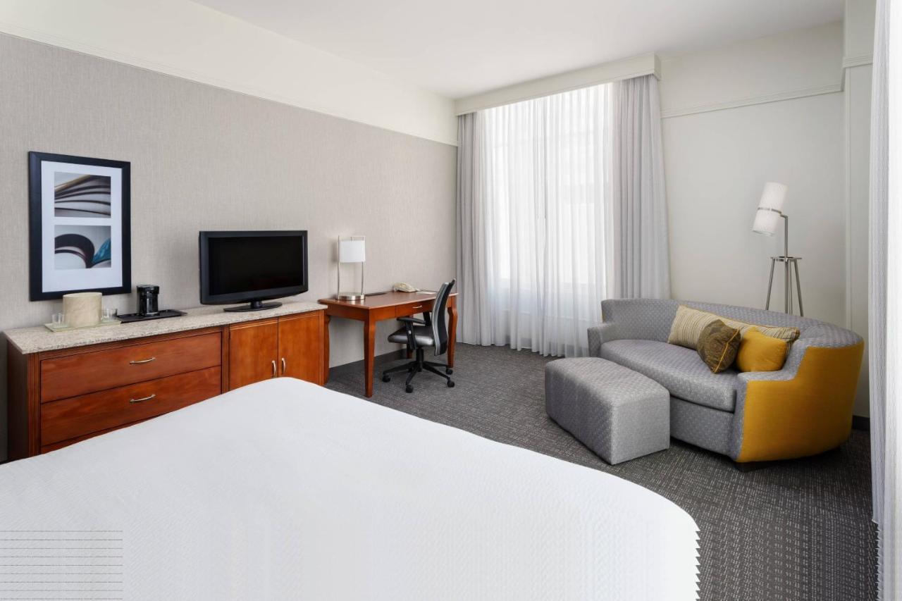 Courtyard Houston Downtown Convention Center Hotel Ngoại thất bức ảnh