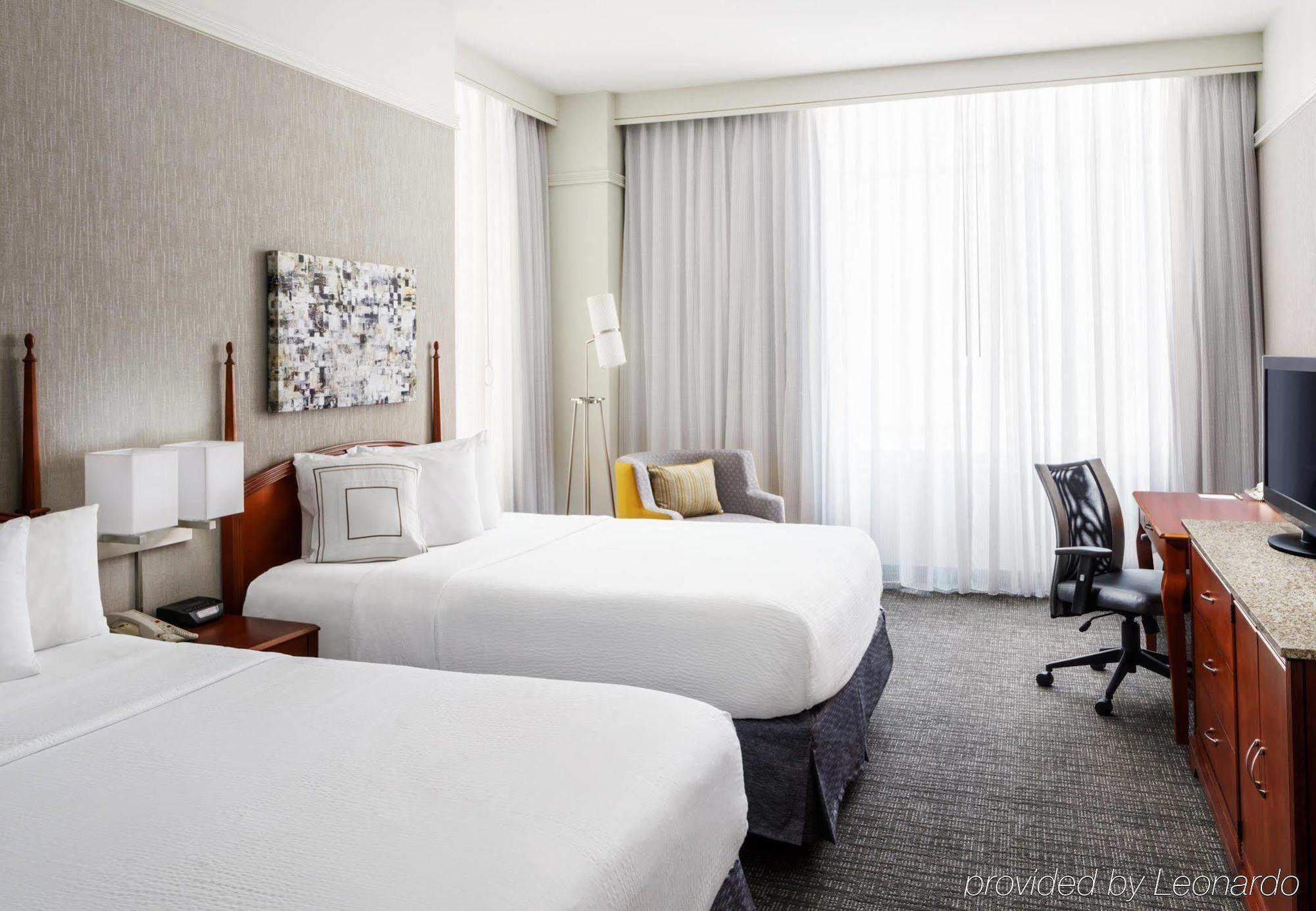 Courtyard Houston Downtown Convention Center Hotel Ngoại thất bức ảnh